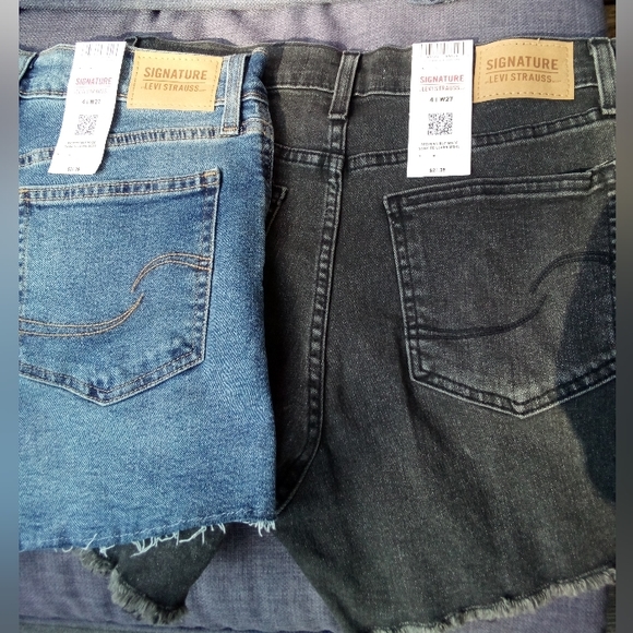 Signature Levi Strauss & Co. Heritage 3" HighRise Cutoff Short BLACK washed look - Picture 7 of 8